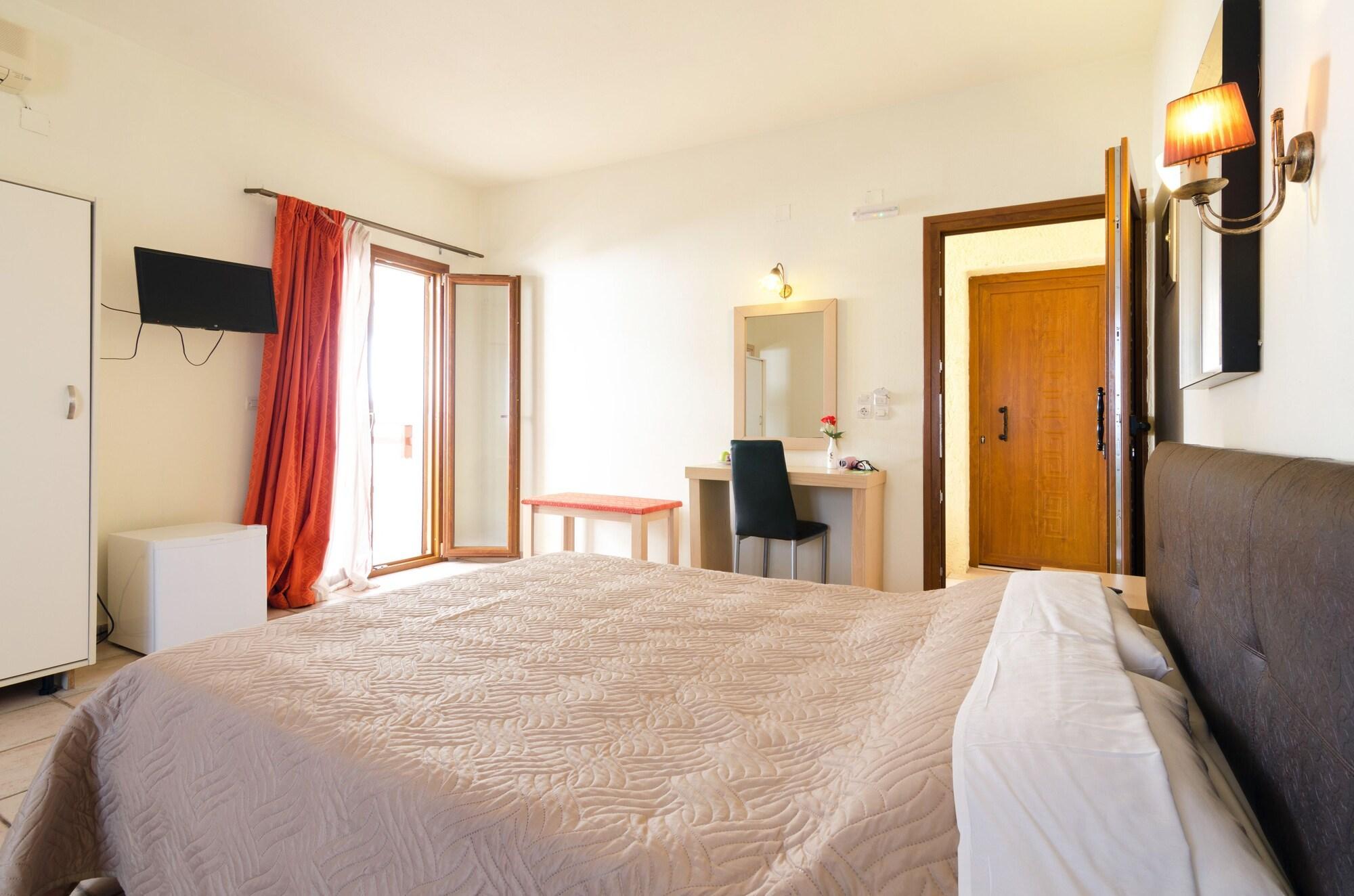 Eleonora Αnissaras Hotel Hersonissos  Exterior photo
